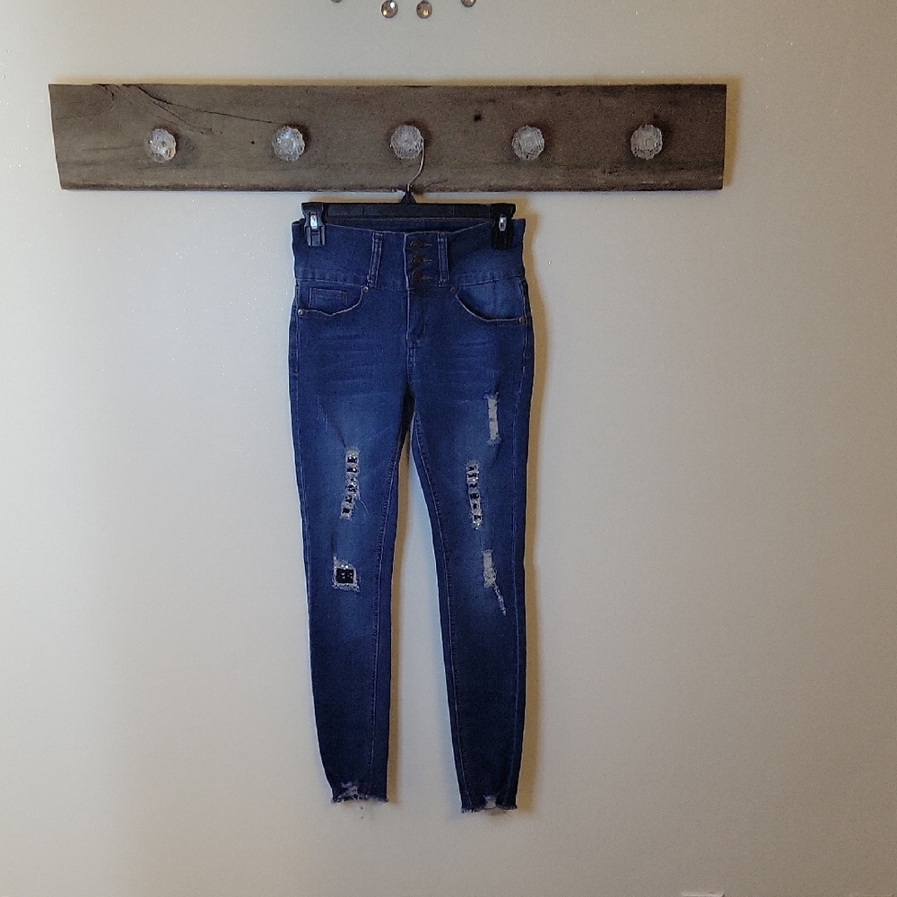 Celebrity Ace Jeans Distressed/ Jeweled Jeans SZ 1